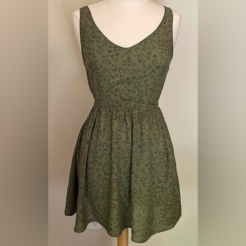 Divided H&M Green Heart Print 8 Romantic Goth Fairycore Indie Sleaze Mini Dress